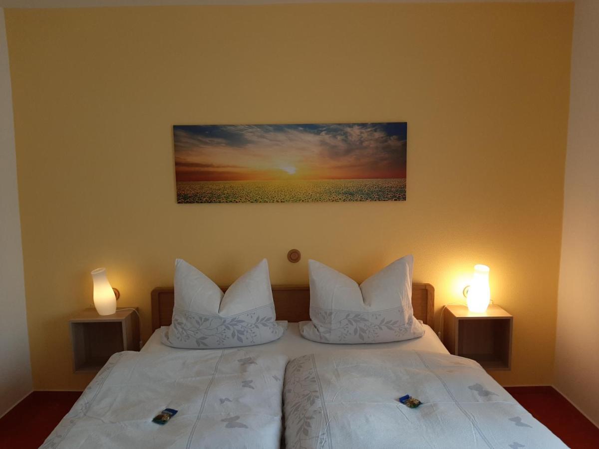 Garni-Hotel-Schaefer Schuld ภายนอก รูปภาพ